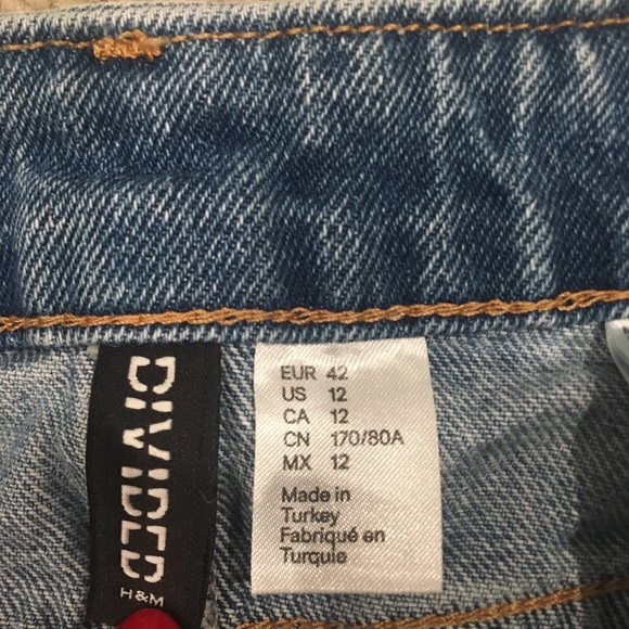 H&M - Denim mini skirt - Picture 3 of 5